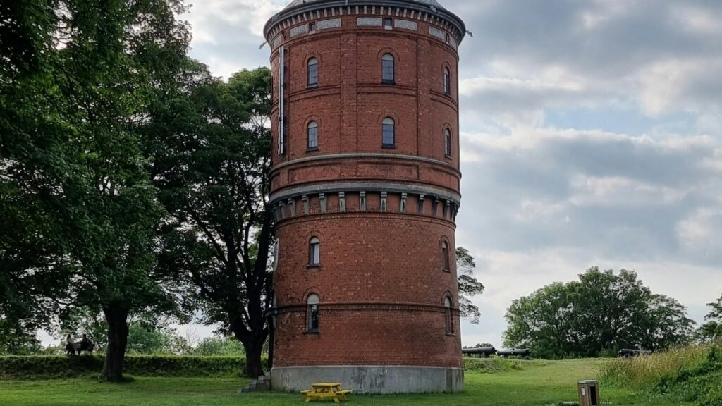 Como bloggers de Angola no Twitter podem colaborar com anunciantes dos EUA em 2025