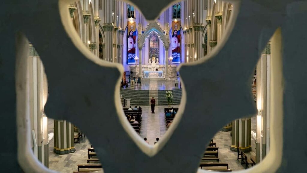 Como bloggers de Angola no Pinterest podem colaborar com anunciantes do Egito em 2025