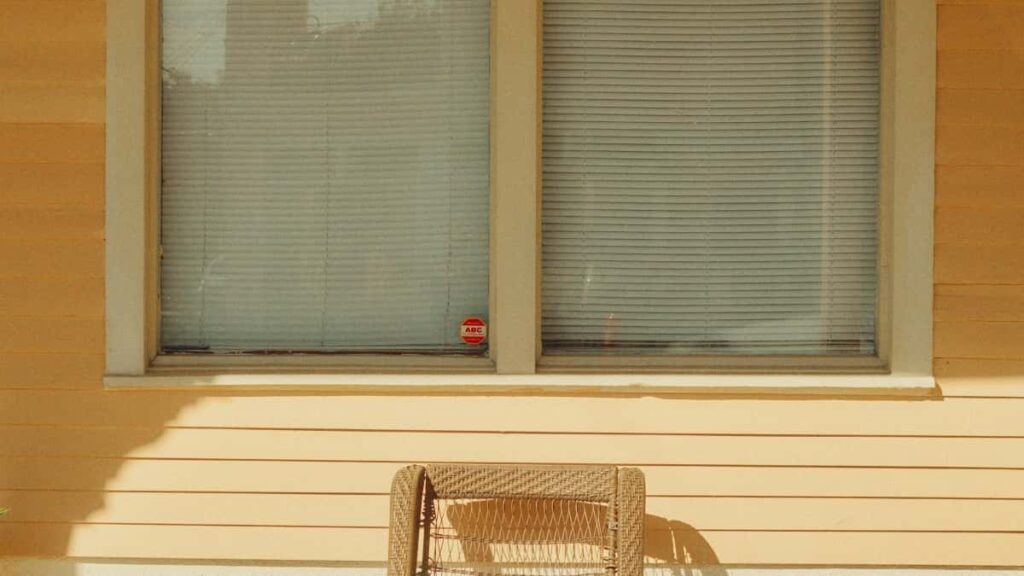 2025 Switzerland Facebook AllCategory Advertising Rate Card para Angola