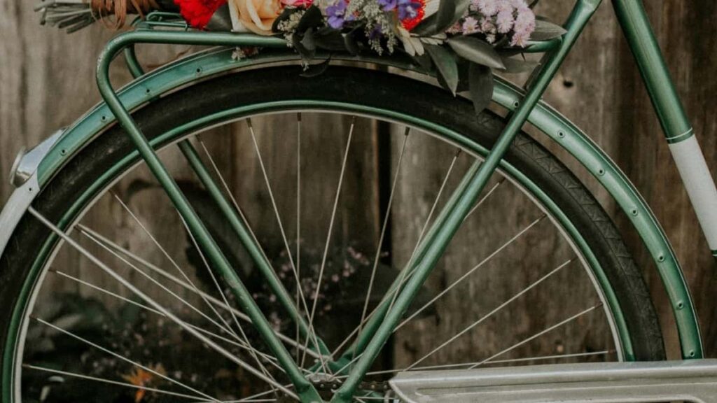 Como bloggers de Angola podem colaborar com advertisers da Indonésia em 2025