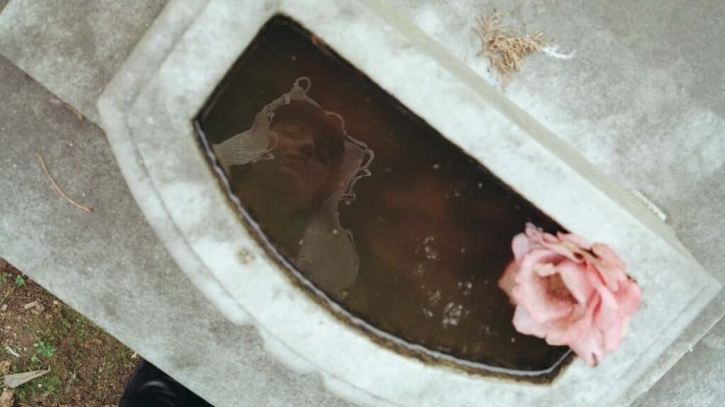 Como bloggers de Angola podem colaborar com anunciantes da Indonésia em 2025