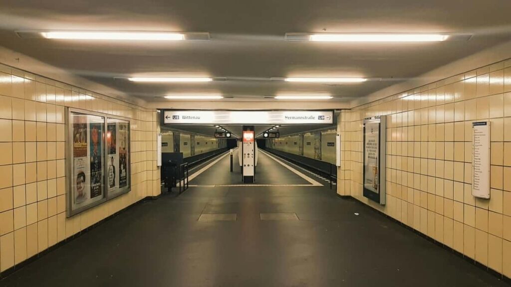 2025 Qatar LinkedIn Tabela de Preços Publicitários para Angola