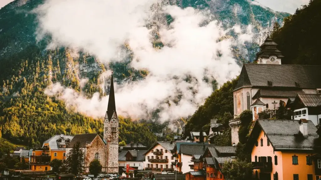 Guia prático para anunciantes em Angola encontrarem creators de França no Xiaohongshu e alcançar nichos de consumidores chineses e turistas.