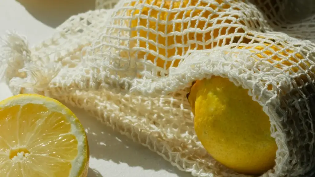 "Guia prático para marcas angolanas: como identificar e contratar criadores OnlyFans da África do Sul para promover colecções de roupa."