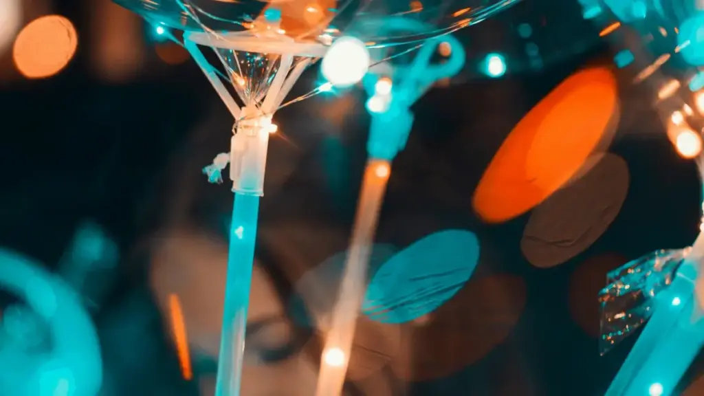 Guia prático para criadores em Angola que querem representar marcas fitness do Peru no Douyin: pesquisa, pitch, rastreio (CID), parcerias e logística cross-border.