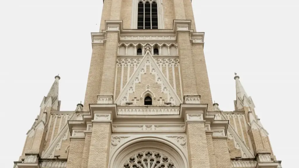 Guia prático para criadores em Angola contactarem marcas do Uzbequistão via KakaoTalk, com táticas de mensagem, contexto cultural (Rota da Seda) e ferramentas úteis.