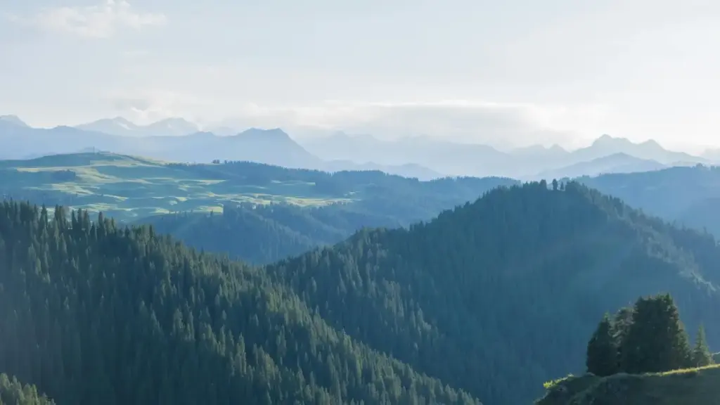 Guia prático para criadores em Angola que querem negociar com marcas egípcias via Netflix (streaming com publicidade) para projetos de jogos patrocinados. Estratégias, contactos e riscos.