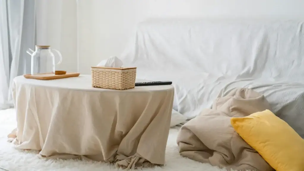 Guia prático para anunciantes em Angola: como identificar, avaliar e contratar criadores indianos no Xiaohongshu para promover plataformas de ensino online.