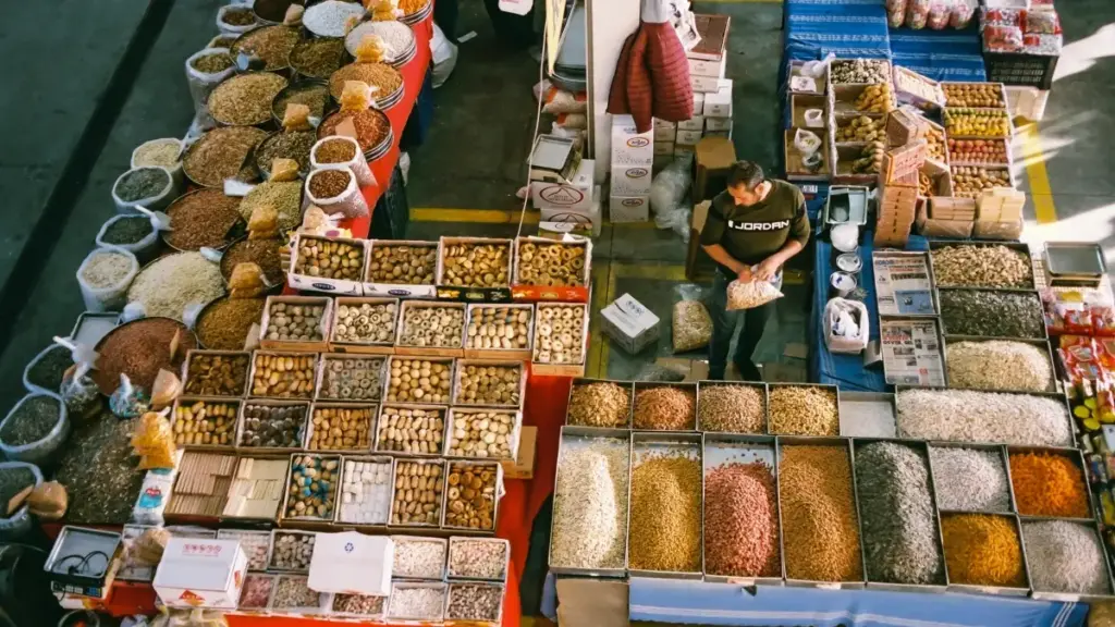 Guia prático para criadores em Angola: como encontrar, contactar e convencer marcas de Malta a colaborar na Hulu usando ferramentas patrocinadas.