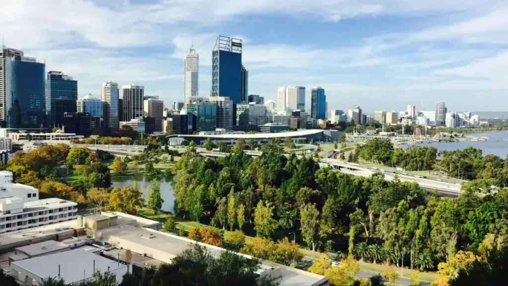 Guia prático para criadores em Angola que querem abordar marcas de Singapura no Twitter e fechar patrocínios pagos — táticas, mensagens, ferramentas e erros a evitar.